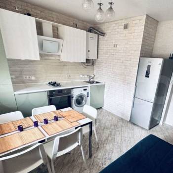 Продается 1-комнатная квартира, 38,4 м²