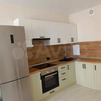 Сдается 1-комнатная квартира, 46 м²