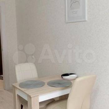 Сдается 1-комнатная квартира, 46 м²