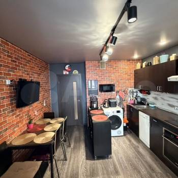 Продается 1-комнатная квартира, 41,9 м²