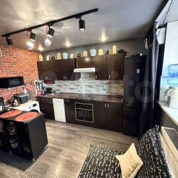 Продается 1-комнатная квартира, 41,9 м²