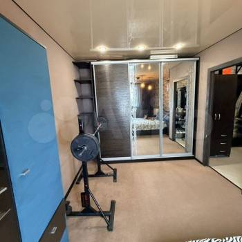 Продается 1-комнатная квартира, 41,9 м²