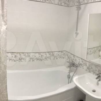 Продается 1-комнатная квартира, 38,2 м²