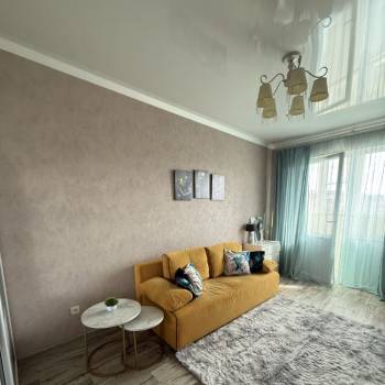 Сдается 1-комнатная квартира, 37 м²