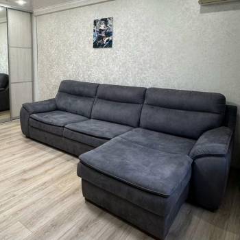 Продается 1-комнатная квартира, 42 м²