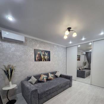 Сдается 1-комнатная квартира, 35 м²