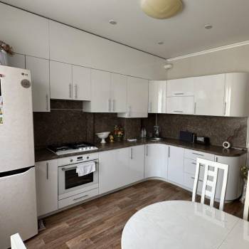 Сдается 2-х комнатная квартира, 69 м²