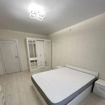 Сдается 1-комнатная квартира, 47 м²