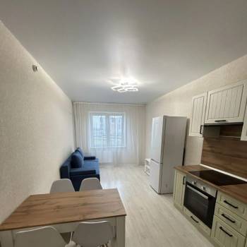 Сдается 1-комнатная квартира, 47 м²