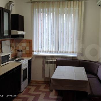 Сдается 1-комнатная квартира, 38 м²