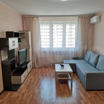 Сдается 1-комнатная квартира, 41 м²
