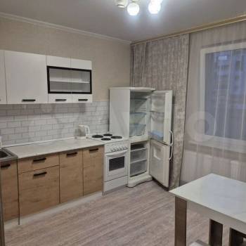 Сдается 1-комнатная квартира, 40 м²