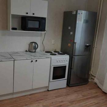 Сдается 1-комнатная квартира, 38 м²