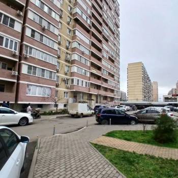 Сдается 1-комнатная квартира, 39,5 м²