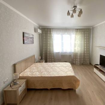 Сдается 1-комнатная квартира, 49 м²