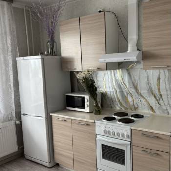 Сдается 1-комнатная квартира, 35 м²