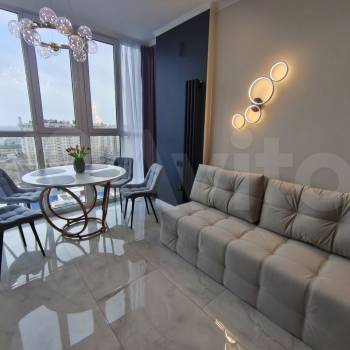 Продается 1-комнатная квартира, 40 м²