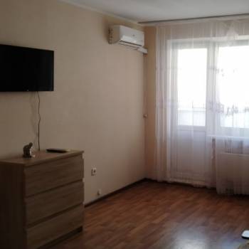 Сдается 1-комнатная квартира, 37,5 м²