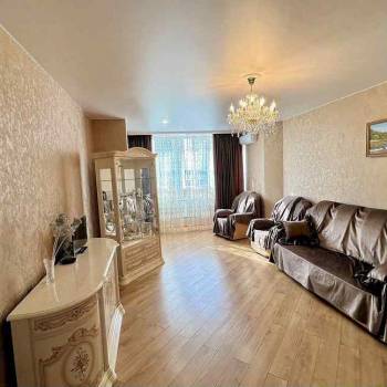 Сдается 2-х комнатная квартира, 80 м²