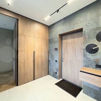 Сдается 2-х комнатная квартира, 90 м²