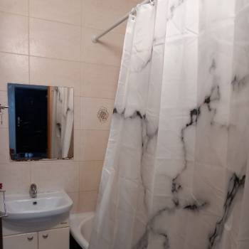 Сдается 2-х комнатная квартира, 65 м²