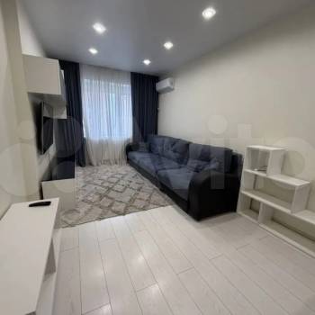 Сдается 1-комнатная квартира, 39 м²