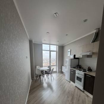 Сдается 1-комнатная квартира, 41 м²