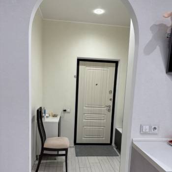 Продается 1-комнатная квартира, 37 м²