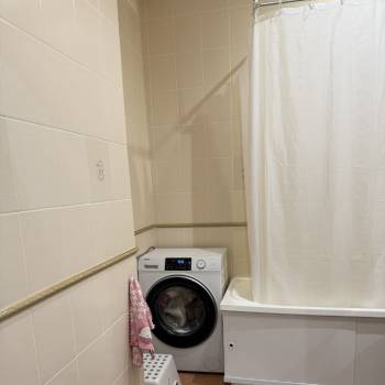 Продается 1-комнатная квартира, 37 м²