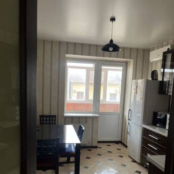 Сдается 1-комнатная квартира, 41 м²