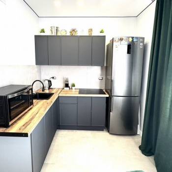 Продается 1-комнатная квартира, 40,6 м²