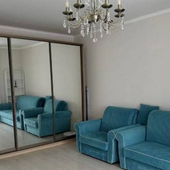 Сдается 1-комнатная квартира, 40 м²