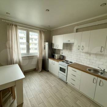 Сдается 1-комнатная квартира, 32 м²