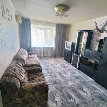 Сдается 1-комнатная квартира, 40 м²