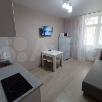 Сдается 1-комнатная квартира, 41 м²