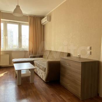Сдается 1-комнатная квартира, 40 м²