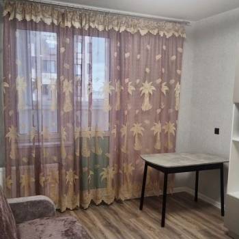 Сдается 1-комнатная квартира, 46 м²