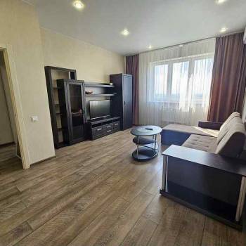 Сдается 1-комнатная квартира, 45 м²