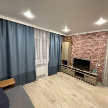 Сдается 1-комнатная квартира, 38 м²