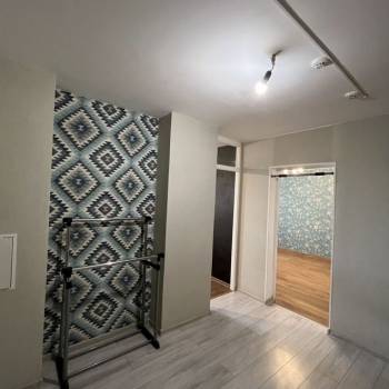 Продается 2-х комнатная квартира, 57 м²