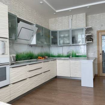 Продается Многокомнатная квартира, 136 м²