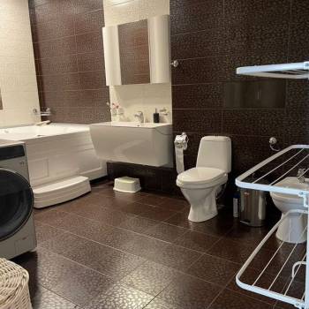 Продается Многокомнатная квартира, 136 м²