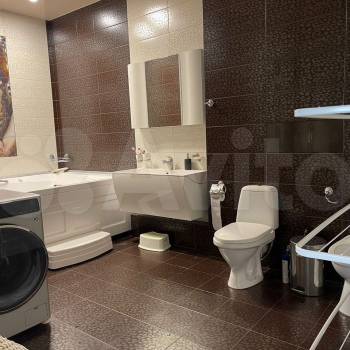 Продается Многокомнатная квартира, 136 м²