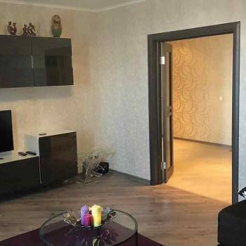 Сдается 2-х комнатная квартира, 87 м²