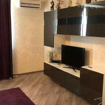 Сдается 2-х комнатная квартира, 87 м²