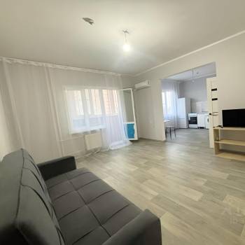 Сдается 2-х комнатная квартира, 67 м²
