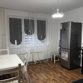 Сдается 1-комнатная квартира, 41,9 м²