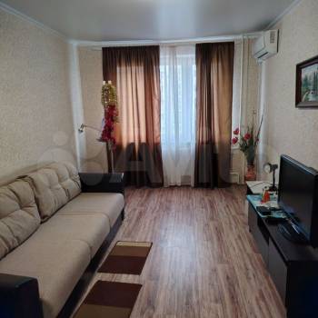 Продается 1-комнатная квартира, 35 м²