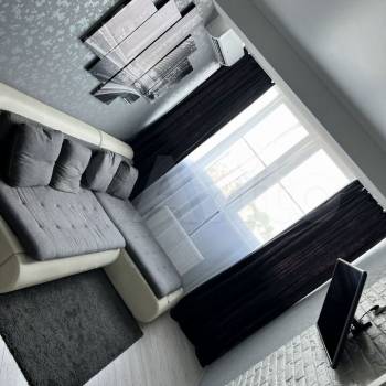 Сдается 1-комнатная квартира, 60 м²