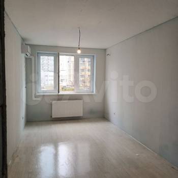 Продается 1-комнатная квартира, 38 м²